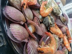 -巧克力渔家.小船海鲜胶东菜(万平口店)