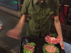 -佬革命主题火锅(玉沙路店)