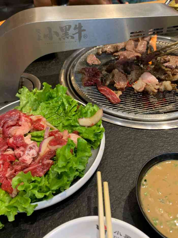 小黑牛烤肉(锦山店)-"丹东当地人推荐的一家烤肉店. 看点评说.