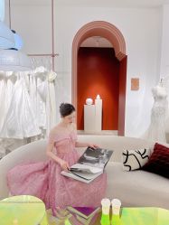 -派丽莫Pellimo原创设计婚纱品牌