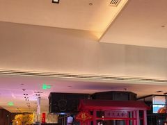 -松咖啡自助餐厅·松北香格里拉