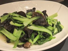 木耳蒜子炒青菜-纳家楼·地道陕菜(劳动路店)