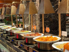 -黑金·寻焰自助百汇·烤肉·火锅(中街店)