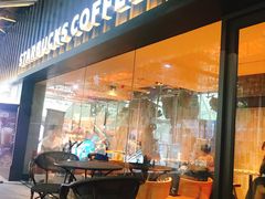 门面-星巴克(广州动漫星城东区店)
