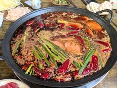 -黄潇洒老火锅(九眼桥宏济巷店)
