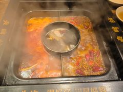 -老牌坊云南鱼豆花火锅(嵩山店)