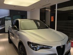 -上海保利玛莎拉蒂和阿尔法罗密欧(华翔路店)