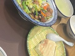 -秦君宝手擀菠菜面(金花路店)