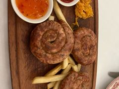 莫斯科风格烤肠配酸菜-莫斯科餐厅