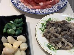 -一只羊·铜锅涮羊肉烧烤