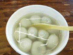 -八一路好吃街(雨田商务大厦店)