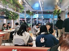 大堂-老乡鸡(上海白玉兰广场店)