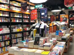 -西西弗书店&矢量咖啡(凯德晶萃广场店)