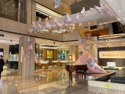 -北京七彩云南翡翠珠宝旗舰店(月坛店)