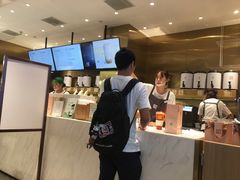 -奈雪的茶(湖滨银泰in77C区PRO店)