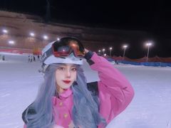 -采薇庄园四季滑雪场