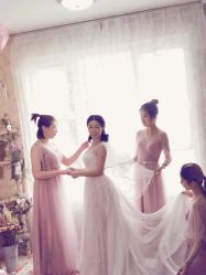 -艾朵婚纱