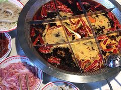 -厂花素芬九宫格火锅(红光店)