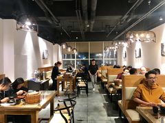 大堂-潮十三潮汕砂锅粥(高新四路大都荟店)