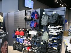 -迪卡侬(大英山店)