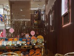 -VENCHI 闻绮(上海佛罗伦萨小镇店)