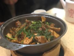 -芳村榕树头叹佬鸡煲(体育西店)