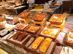 -上海漕河泾万丽酒店