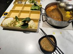 -呷哺呷哺 黄金牧场 (新中关购物中心店)