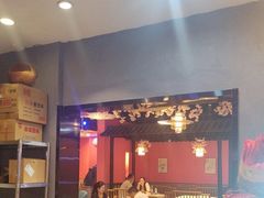 -老街烧烤大排档·地道湖北菜·龙虾馆(汉口火车站店)