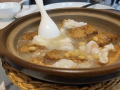 手工海鲜豆腐煲-潮州府·潮菜·砂锅粥(徐家汇店)