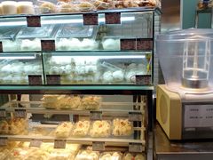 面包甜点陈列柜-白玉兰食品(甜云店)