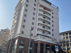 -桔子酒店(上海西藏北路地铁站店)