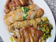 -明姨仔潮汕美食·碳炉猪脚·汕尾牛腩饭·起片鸡煲(起义路店)