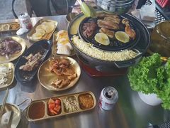 -胡悦里韩式烤肉(芝罘万达广场店)