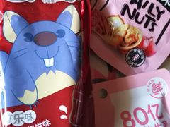 -来伊份1038(新村路三店)