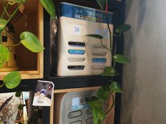 -ZING COFFEE 镜咖啡