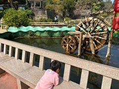 -广州莲花山旅游区
