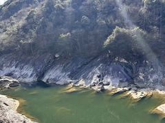 -燕子河大峡谷天坑仙境