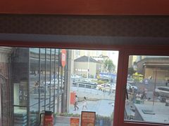-何师傅美蛙鱼头(汉街店)