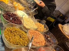 -八一路好吃街(雨田商务大厦店)