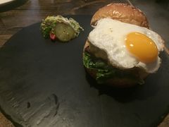 -HIGH FIVE哈福手工汉堡(桂林路店)