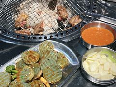 -马路牙子烧烤音乐酒馆(望京店)