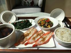 -莉泽月子中心(凯旋江景店)