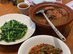 -黄泥岗·地道湖北菜(奥特莱斯店)