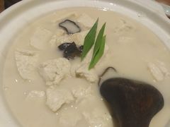 土家手掰柴火豆腐-吃饭皇帝大土家民族菜(正大广场店)