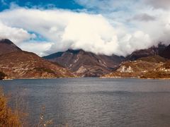 -硗碛藏寨·神木垒景区