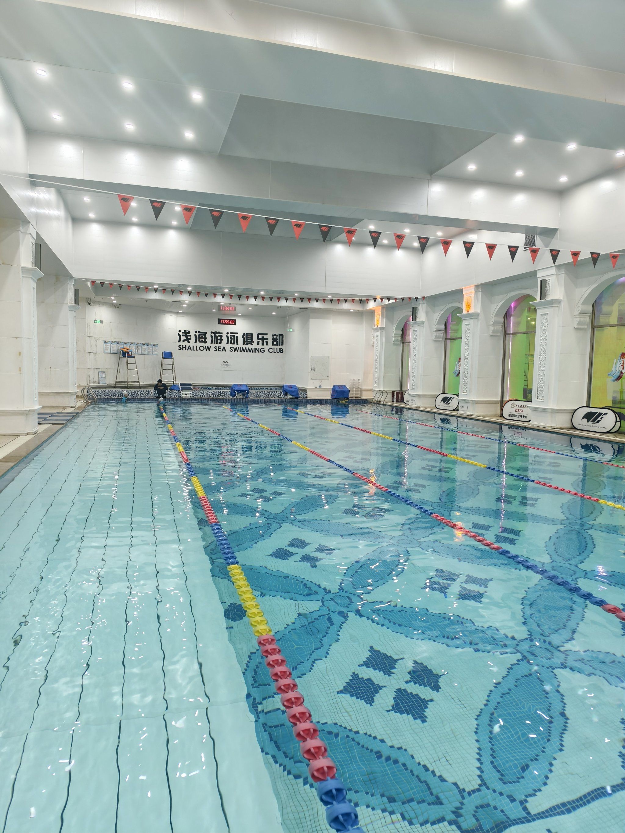 游泳馆碰到好多毁三观的事儿