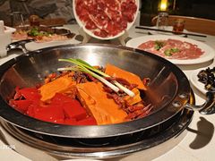 -茅草房·河畔园林火锅