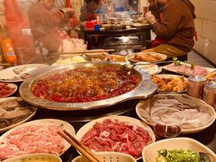 -洞亭火锅(防空洞总店)