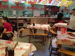 -老闵田螺馆·南昌市井菜·特色小吃(总店)